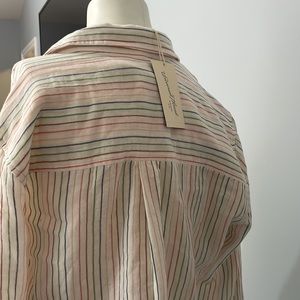 Universal Thread, NWT Buttondown Denim Shirt, size M with tie. Bundle & Save!!